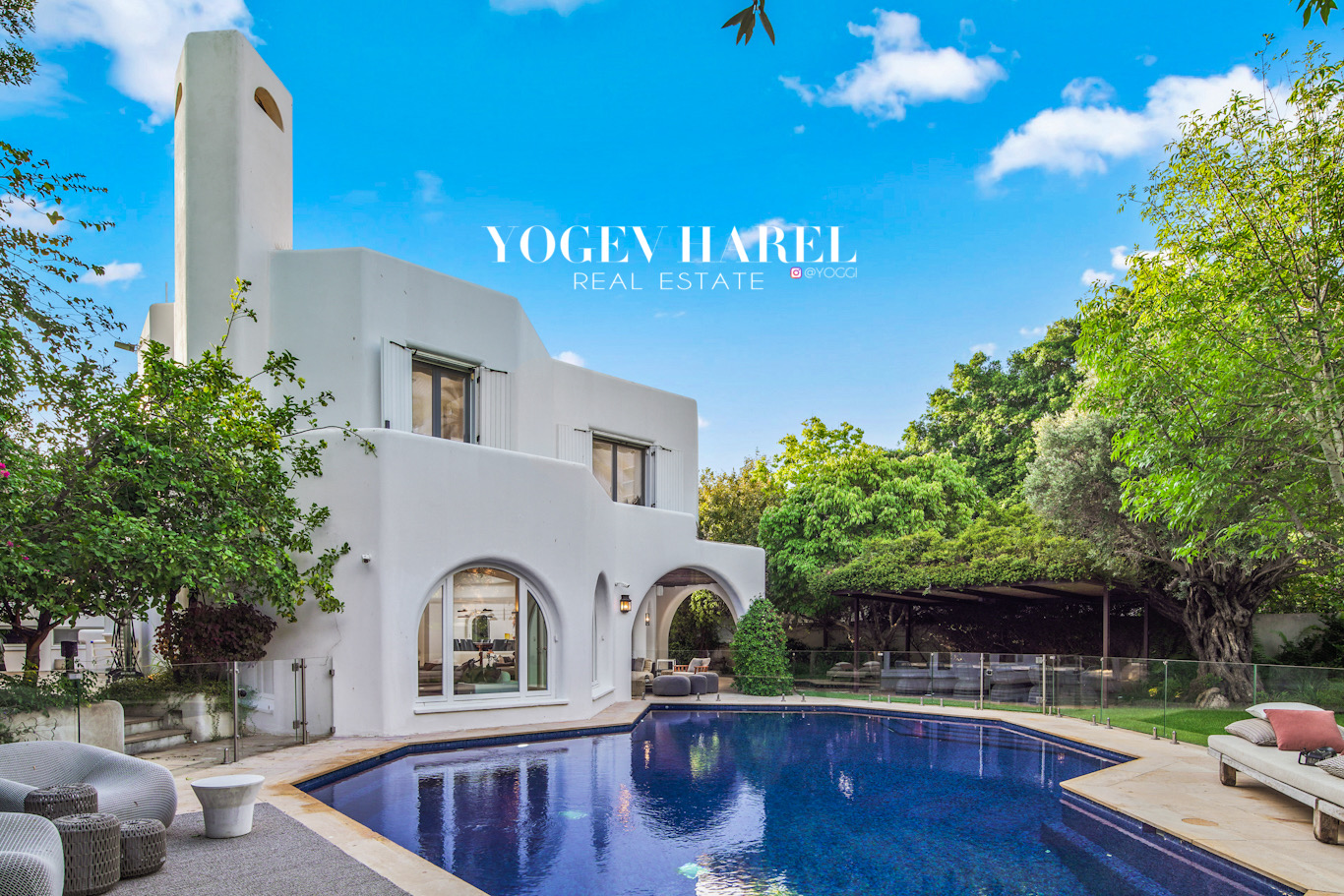 Luxury Villa for Rent in Herzliya Pituach