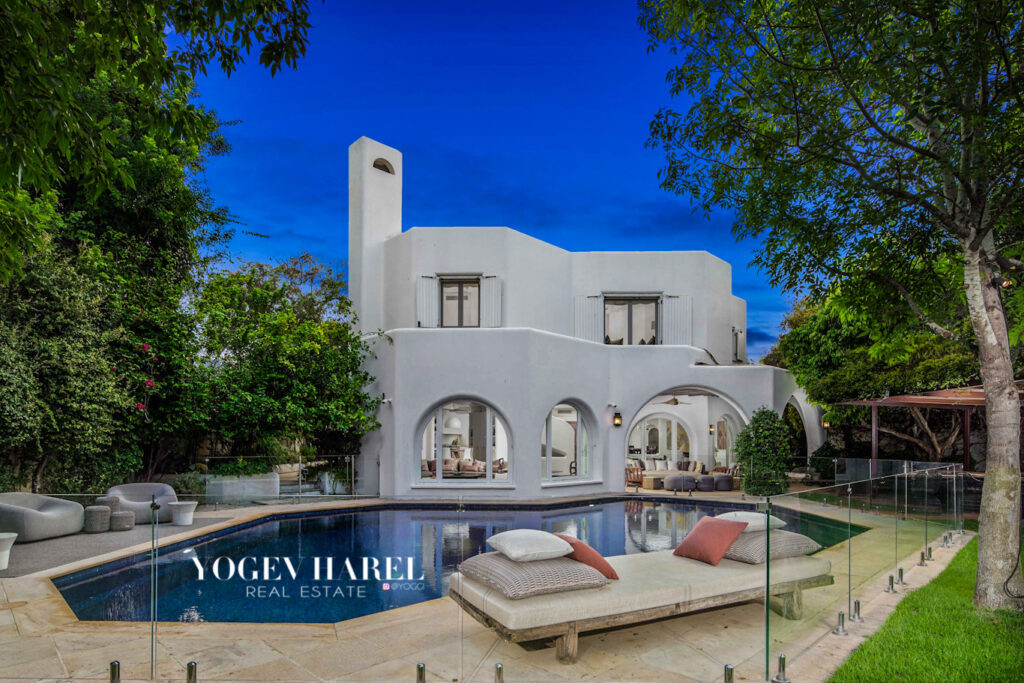 Luxury Villa for Rent in Herzliya Pituach